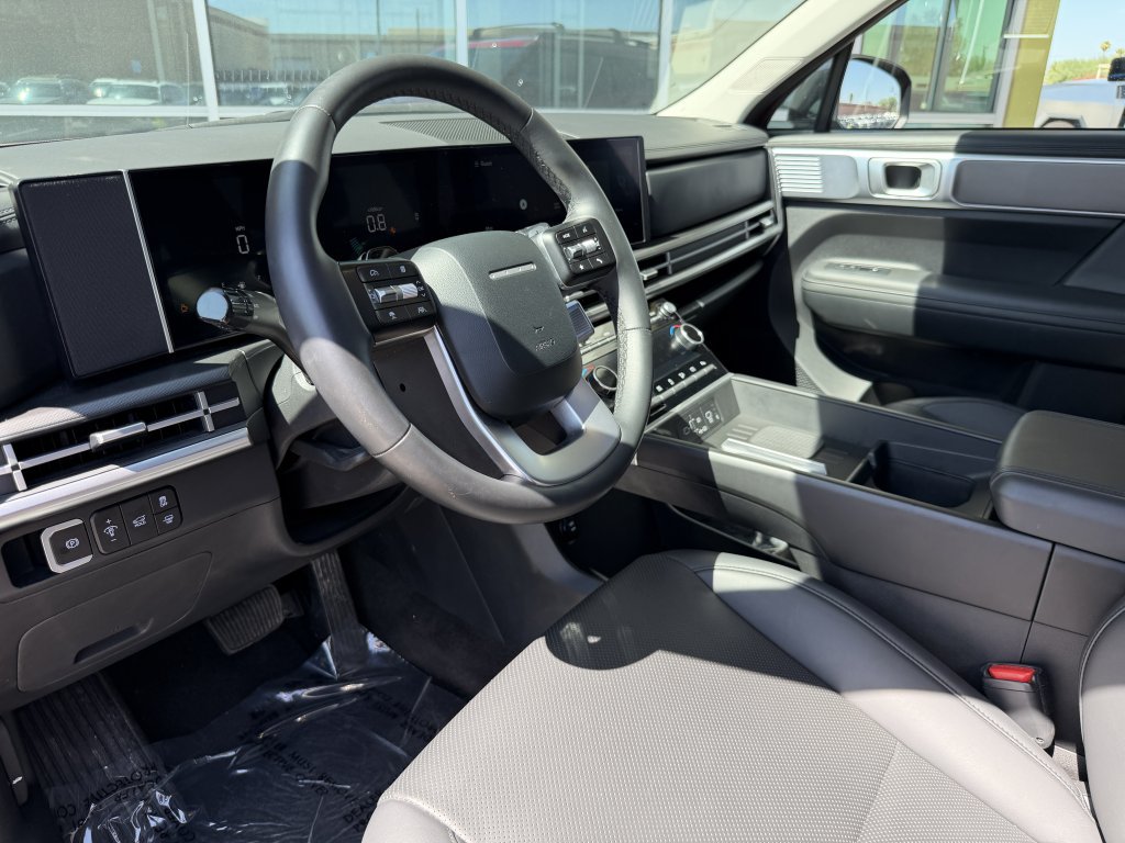 Used 2025 Hyundai Santa Fe XRT AWD/4WD image 31
