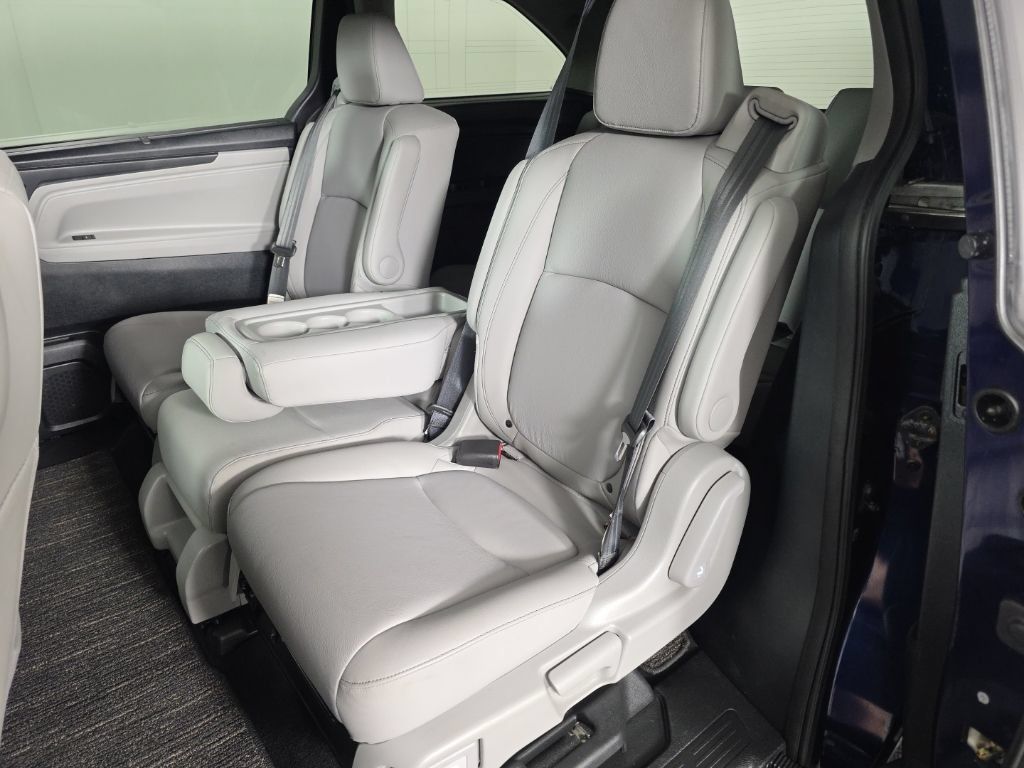 Used 2023 Honda Odyssey EX-L image 29
