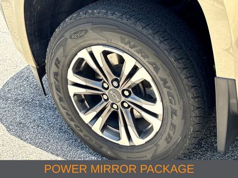 Used 2022 Chevrolet Colorado Z71 RWD image 4