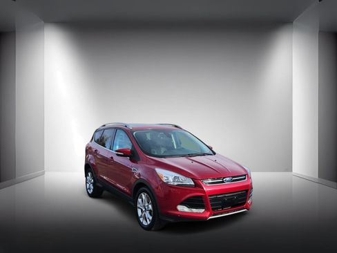 Used 2014 Ford Escape Titanium w/ Equipment Group 401A image 4