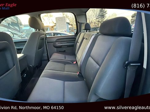 Used 2011 Chevrolet Silverado 1500 LT w/ All-Star Edition image 8