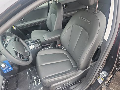 New 2026 Hyundai Ioniq 5 SEL RWD image 16