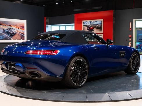 Used 2019 Mercedes-Benz AMG GT Roadster image 47