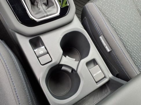 Used 2025 Subaru Forester Premium image 12