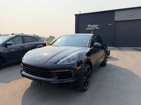 Used 2019 Porsche Cayenne AWD/4WD image 2