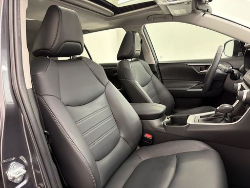 Used 2023 Toyota RAV4 XLE Premium FWD image 24