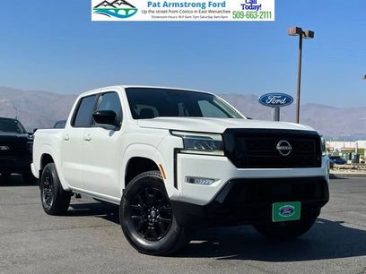 Used 2023 Nissan Frontier SV w/ Midnight Edition Package