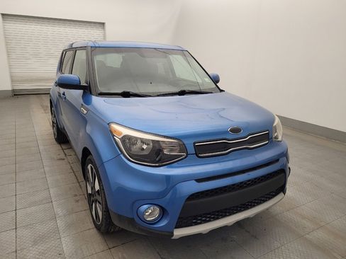 Used 2019 Kia Soul + image 13
