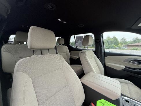 Used 2023 Chevrolet Traverse LS w/ Safety Package AWD/4WD image 13