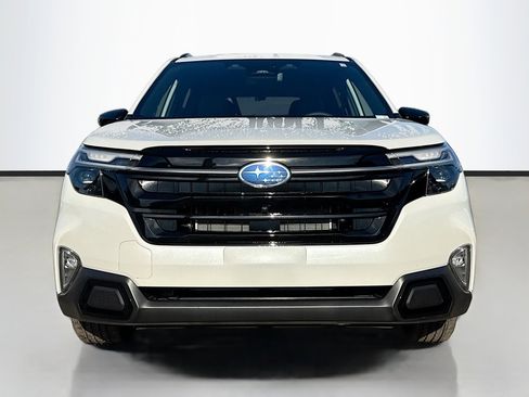 New 2025 Subaru Forester Touring image 8