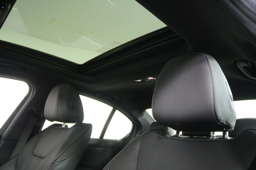 Certified 2026 BMW 330i Sedan RWD image 11