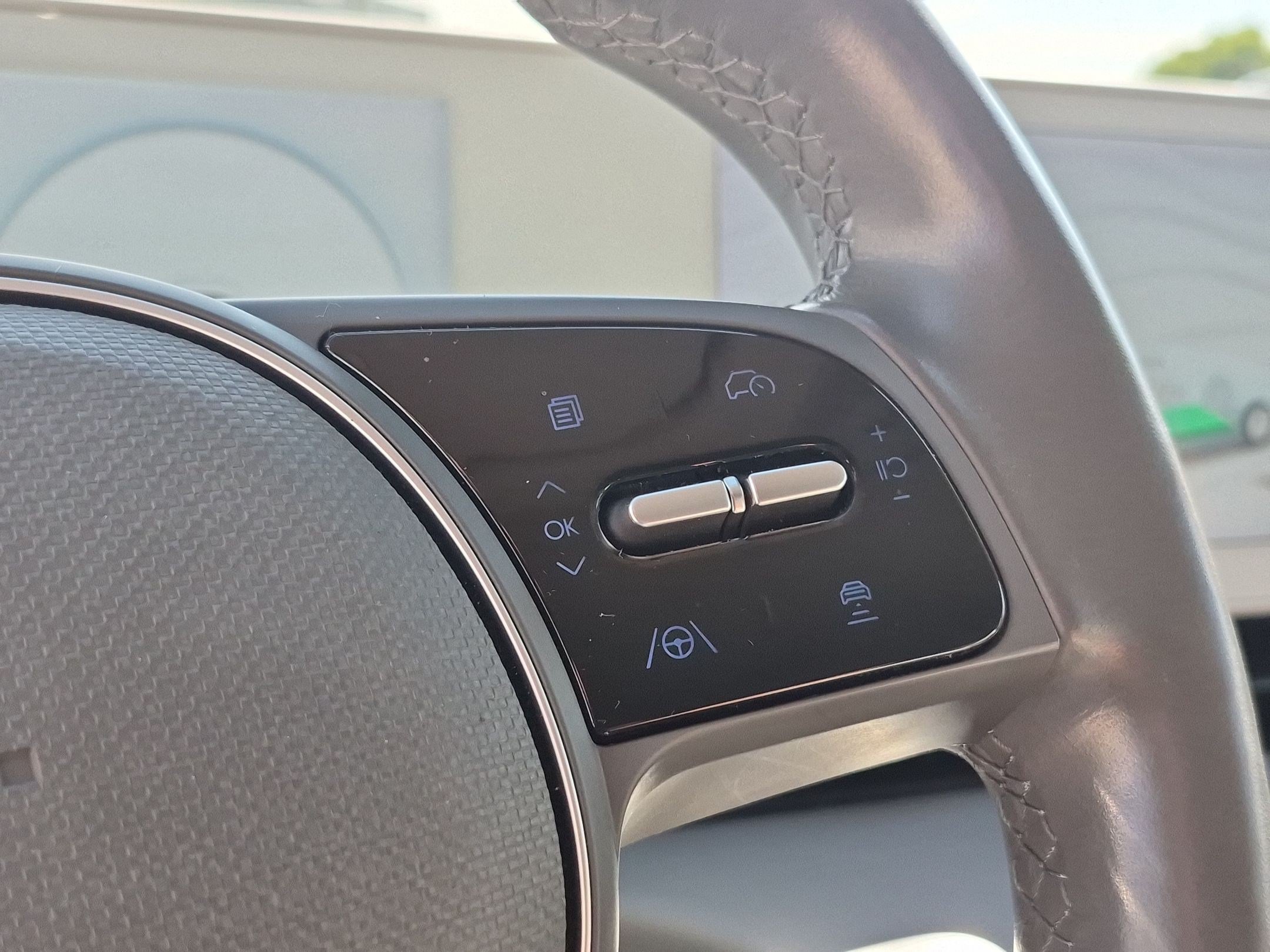 Certified 2023 Hyundai Ioniq 5 Limited AWD/4WD image 19