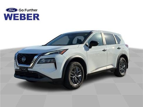 Used 2022 Nissan Rogue S FWD image 1