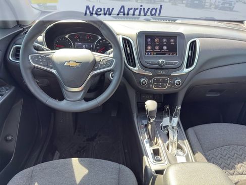 Used 2023 Chevrolet Equinox LT FWD image 7