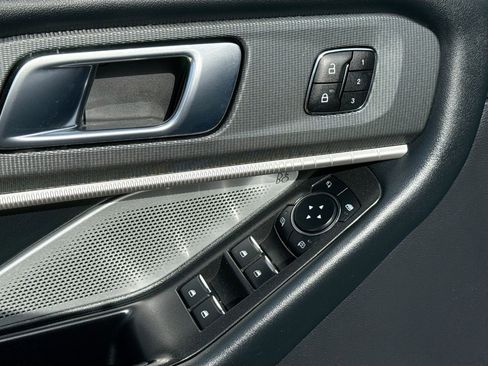 Certified 2025 Ford Explorer ST image 20