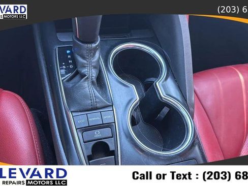 Used 2019 Toyota Camry XSE image 19