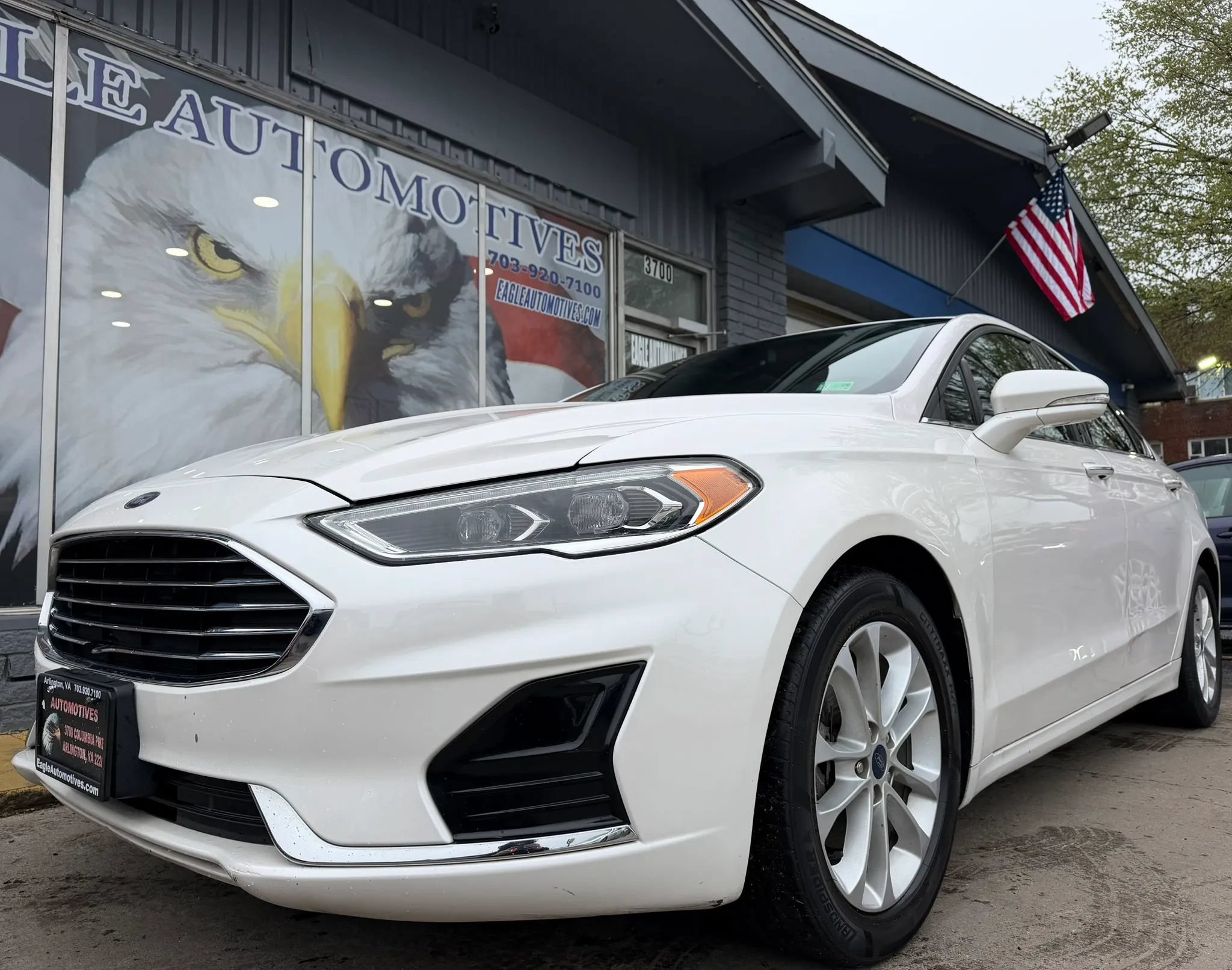 Used 2020 Ford Fusion SEL FWD image 7
