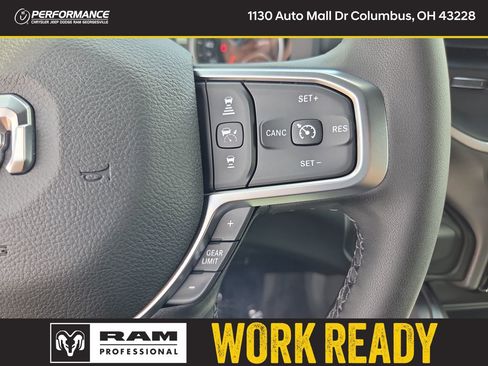 New 2026 RAM 2500 Big Horn AWD/4WD image 30