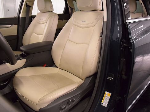 Used 2021 Cadillac XT5 Premium Luxury FWD image 33