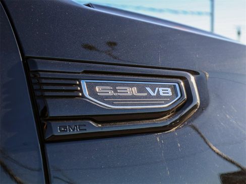 Used 2024 GMC Sierra 1500 Elevation image 11