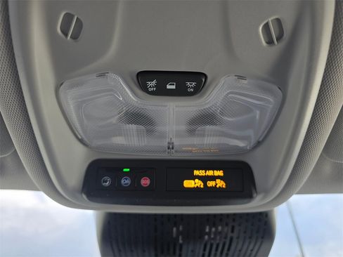 New 2027 Chevrolet Bolt LT image 25