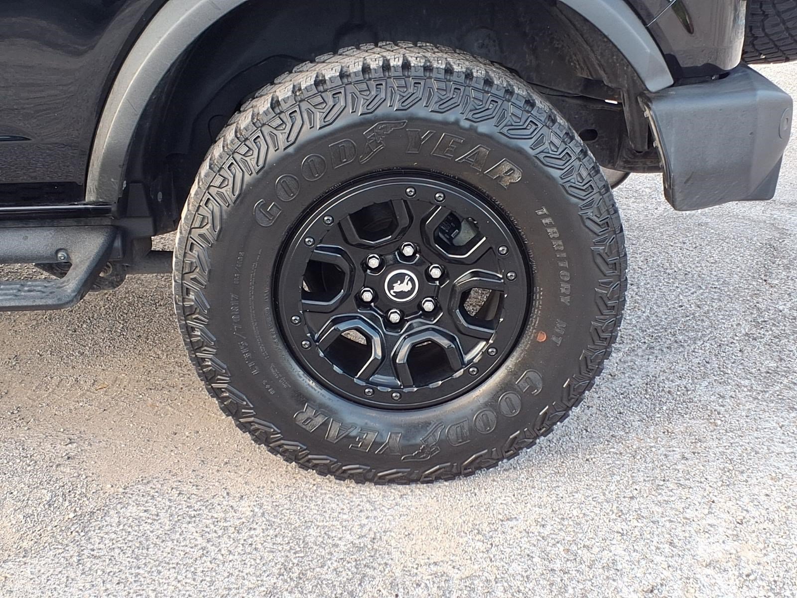 Used 2023 Ford Bronco Wildtrak AWD/4WD image 9