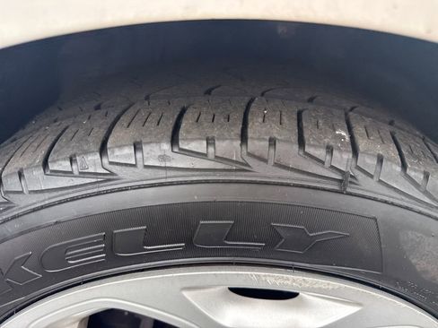 Used 2010 Ford Fusion SE FWD image 25