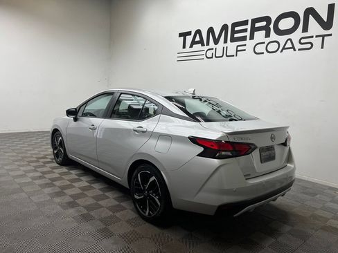 Used 2024 Nissan Versa SR FWD image 8