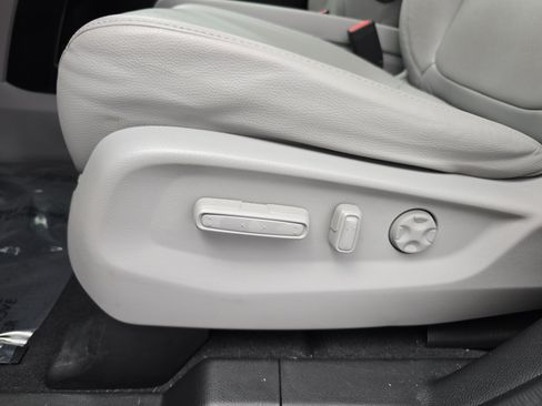 Used 2021 Honda Odyssey EX-L image 30