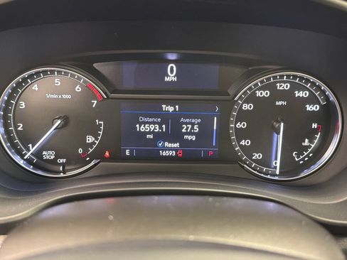 Used 2023 Cadillac XT4 Premium Luxury FWD image 34