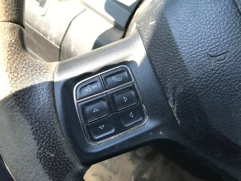 Used 2017 RAM 3500 Tradesman w/ Chrome Appearance Group AWD/4WD image 8