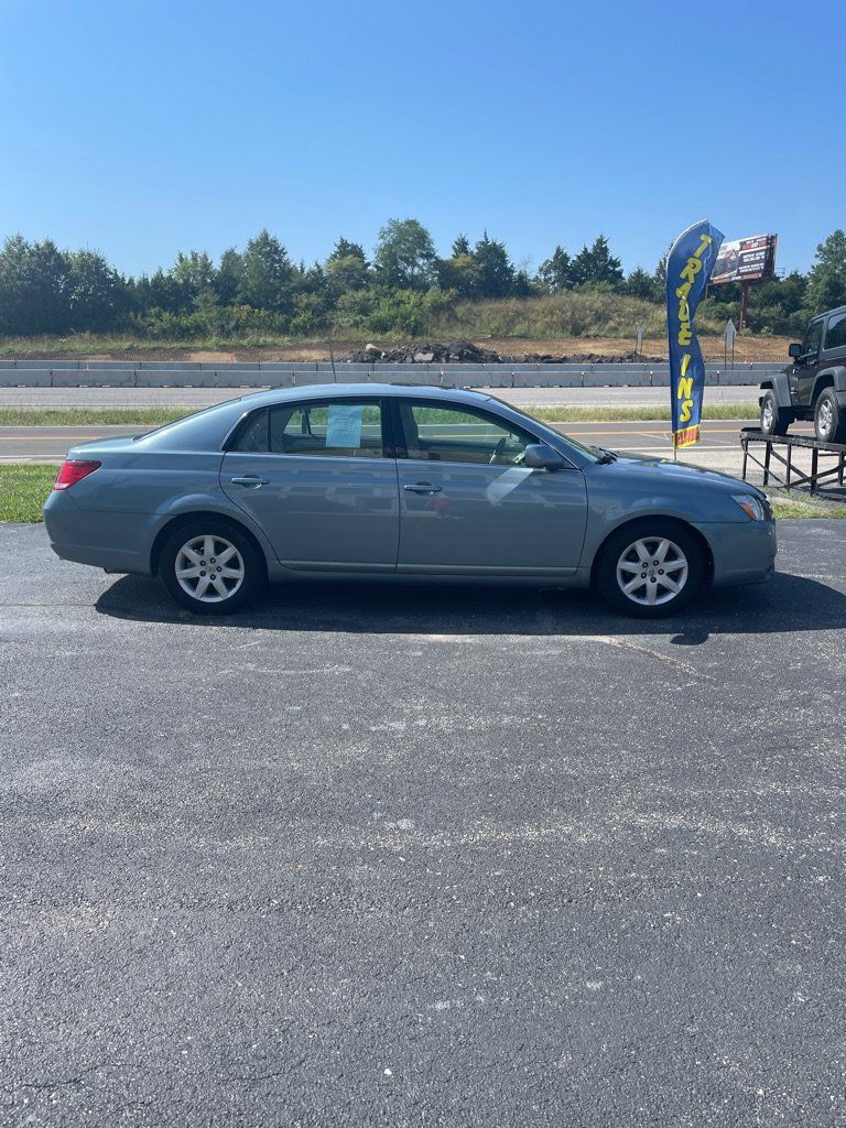 Used 2006 Toyota Avalon XL FWD image 6