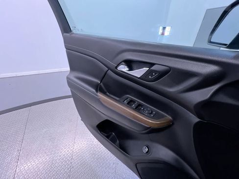 Used 2019 GMC Acadia SLE w/ Driver Alert Package I FWD image 30