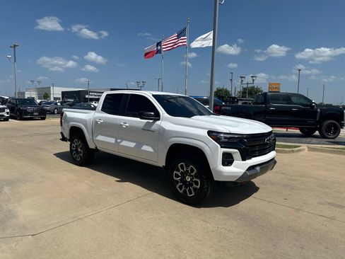 Used 2026 Chevrolet Colorado Z71 AWD/4WD image 8
