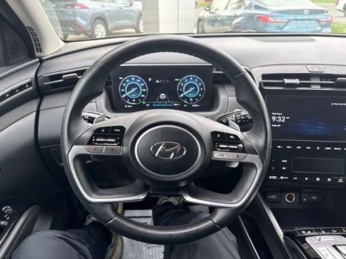 Used 2023 Hyundai Tucson Limited AWD/4WD image 14