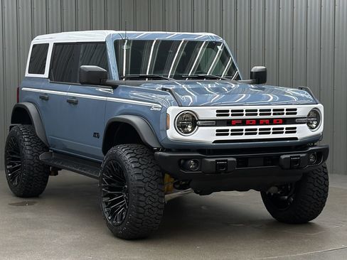 Used 2025 Ford Bronco Heritage Edition image 7
