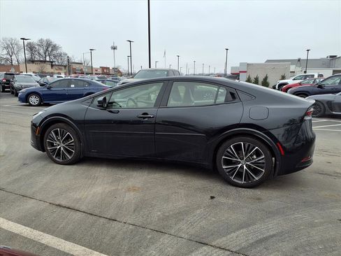 Used 2024 Toyota Prius XLE image 26