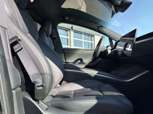 Used 2024 Tesla Model X AWD/4WD image 22