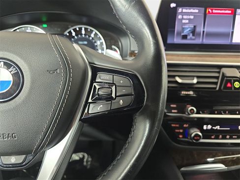 Used 2019 BMW 540i xDrive w/ Convenience Package image 21