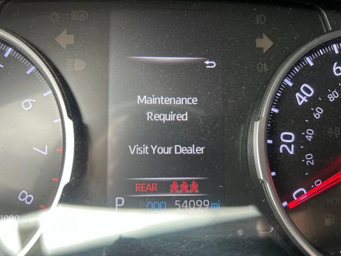Used 2019 Toyota RAV4 LE w/ All Weather Liner Package AWD/4WD image 7