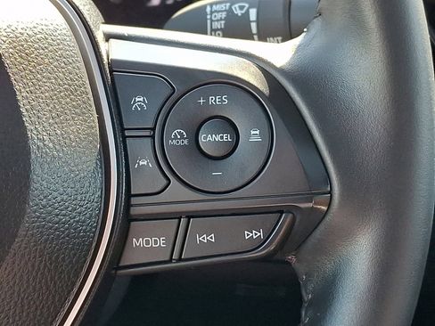 Certified 2025 Toyota Corolla SE w/ SE Premium Package FWD image 22