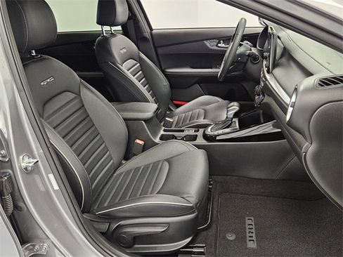 Used 2024 Kia Forte GT-Line w/ GT-Line Premium Package image 14
