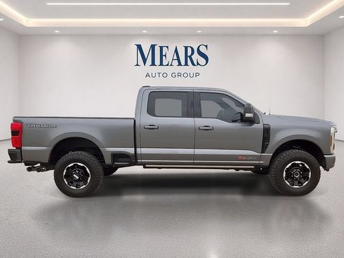 Used 2025 Ford F250 Platinum w/ Tremor Off-Road Package AWD/4WD image 6