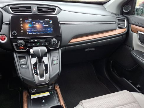 Used 2022 Honda CR-V Touring image 16