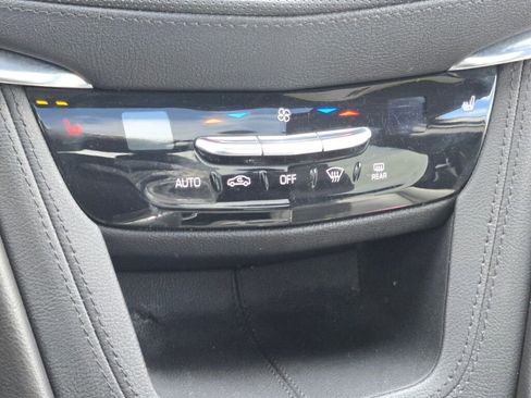 Used 2020 Cadillac XT5 Premium Luxury image 31