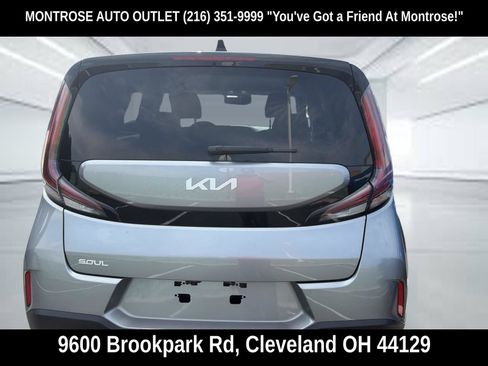 Used 2024 Kia Soul LX w/ Option Group 015 FWD image 33