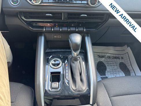 Used 2023 Chevrolet Colorado LT w/ LT Convenience Package image 24