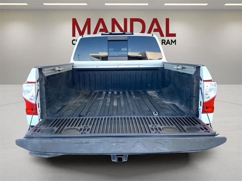 Used 2018 Nissan Titan PRO-4X w/ Pro-4x Utility Package image 20