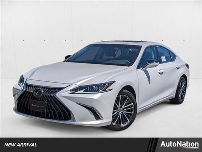 Used 2024 Lexus ES 250 w/ Premium Package