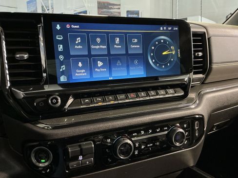 Used 2023 Chevrolet Silverado 1500 ZR2 w/ Technology Package image 26